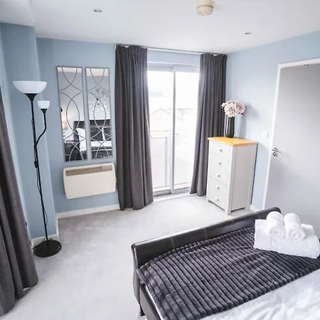 公寓 Luxury 2 Bed Penthouse Boasting Free Parking And A Huge Balcony By Kendall Bailey 利兹